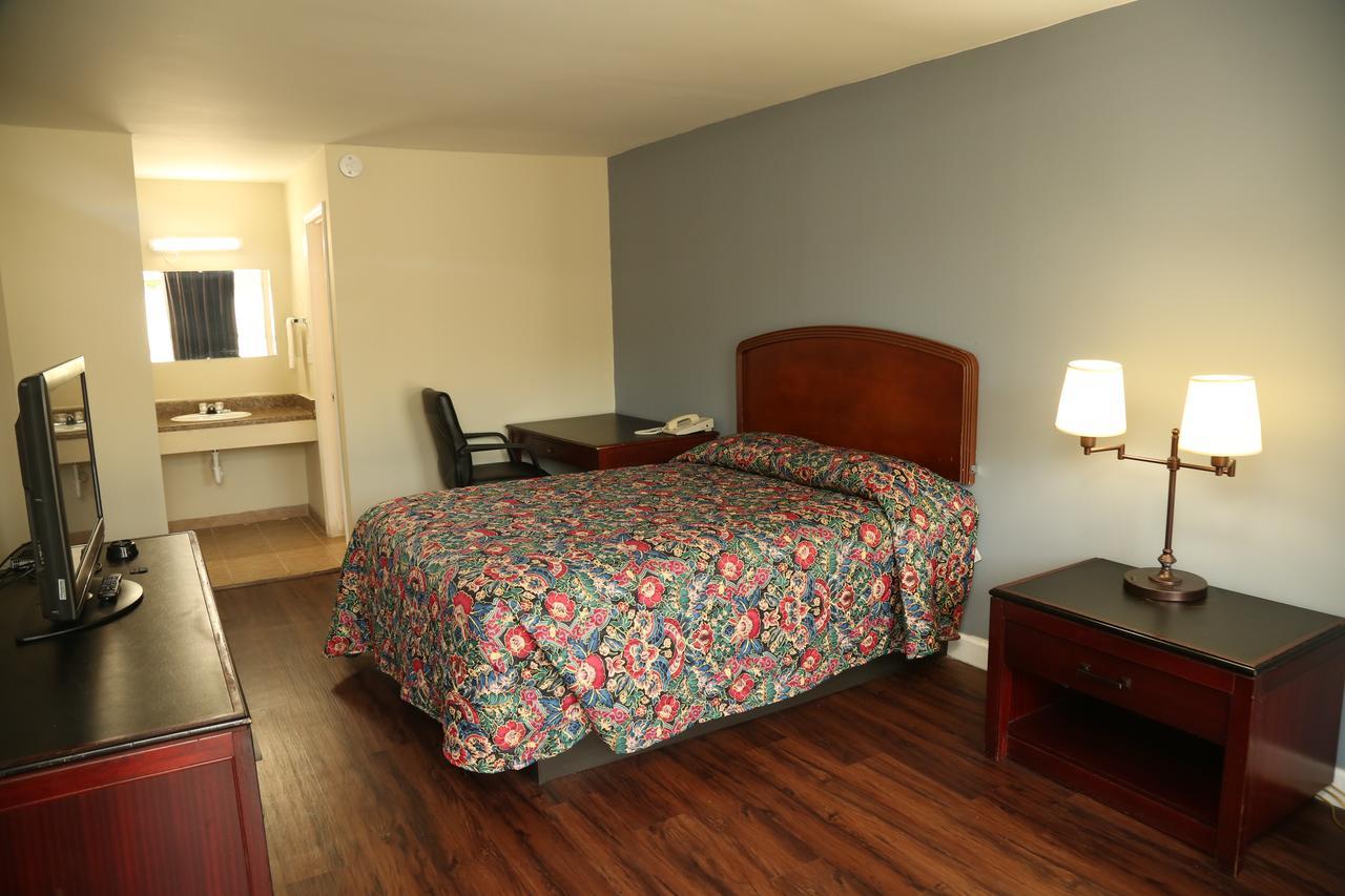 Economy Inn - Charlotte Ngoại thất bức ảnh