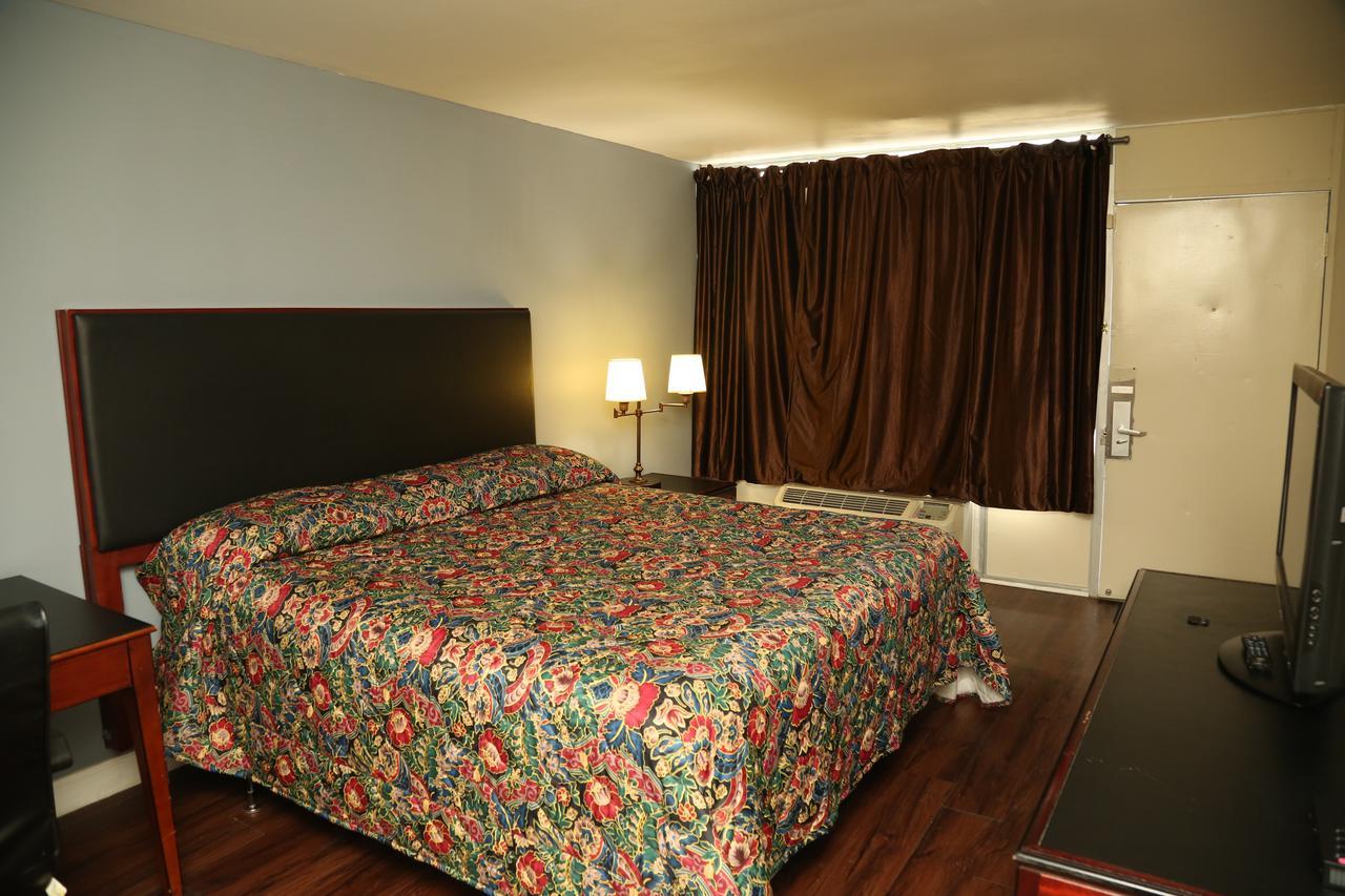 Economy Inn - Charlotte Ngoại thất bức ảnh